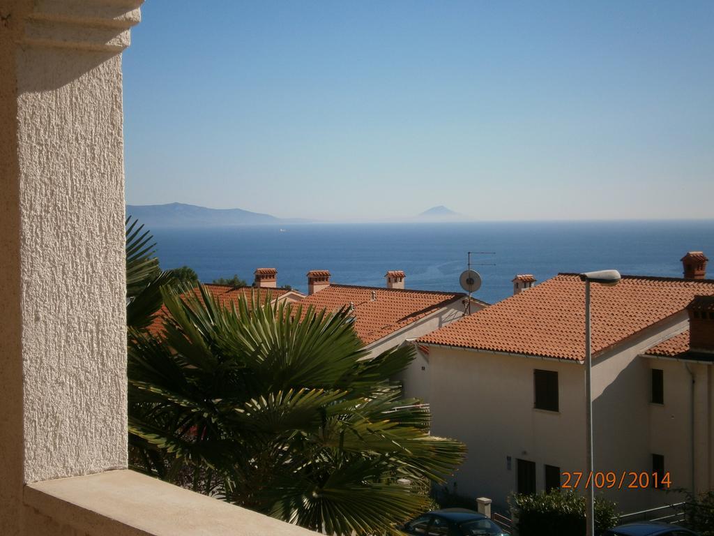 Apartments Sea And Sun Rabac Quarto foto